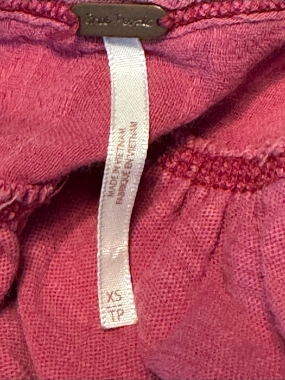 Free people Women's Washed Raspberry Button-Front Peasant Top - Picture 4 of 4